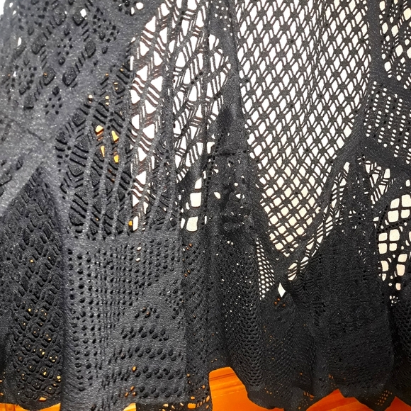 Black net patchwork lightly beaded dress - Picture 6 of 8